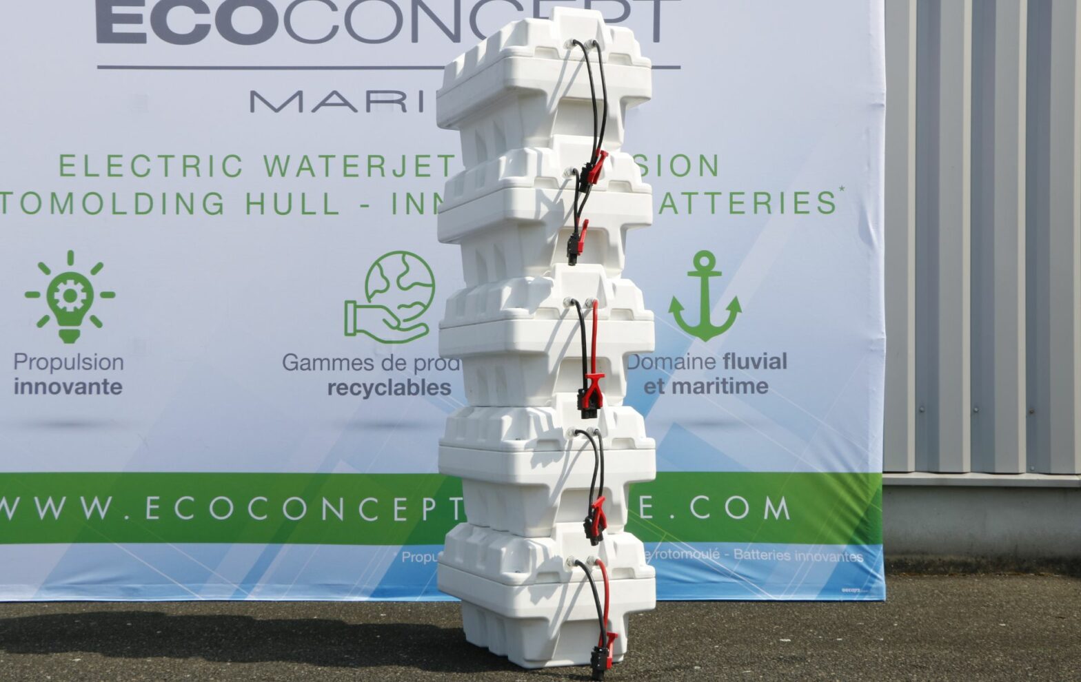 Batterie lithium d'Eco Concept Marine pour les bateaux Sea'U Experience.