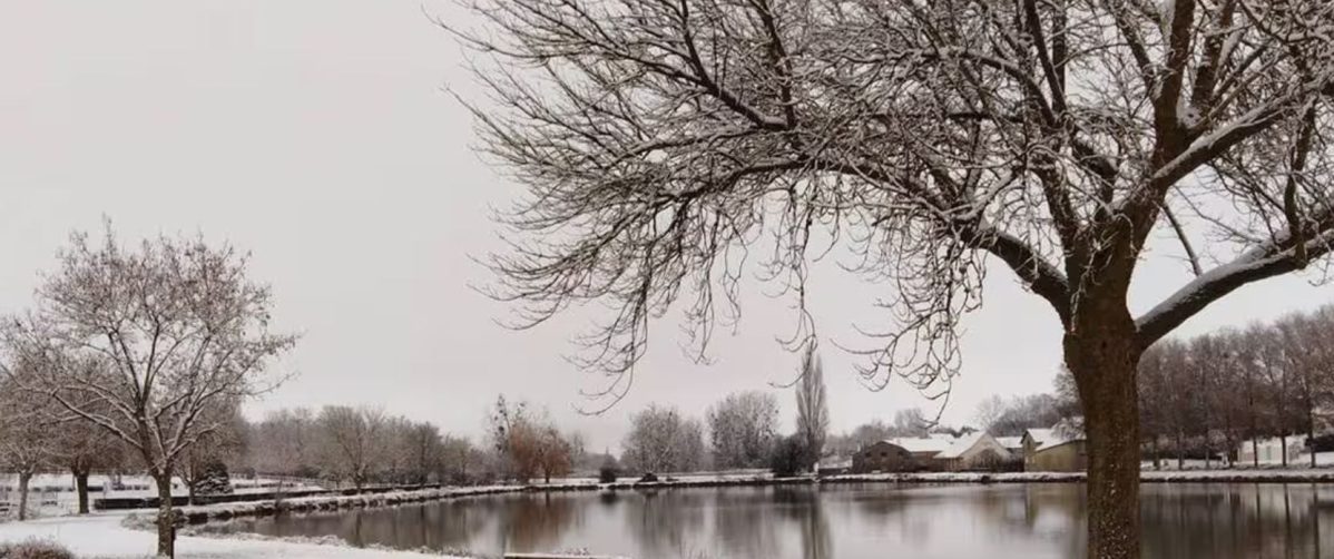 Cours d'eau parfait pour une évasion hivernale avec Sea'U Experience.