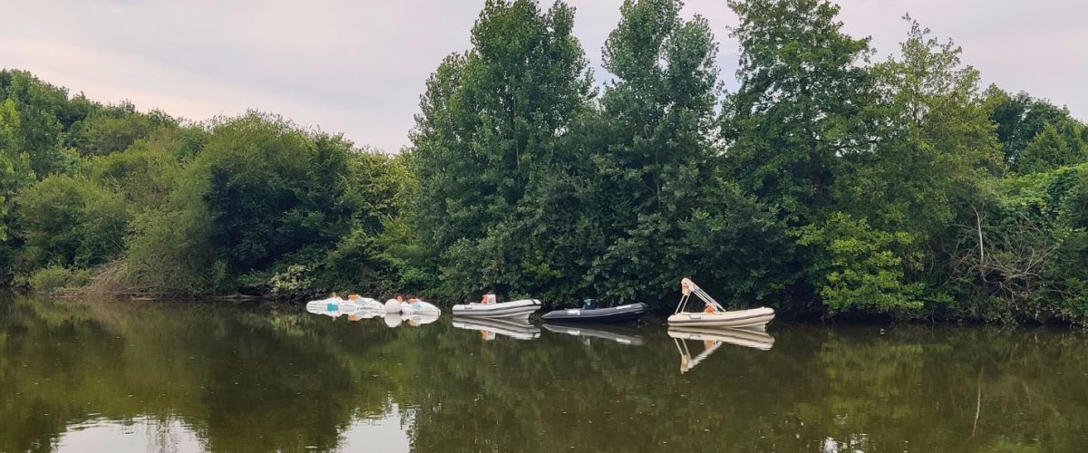 Bateaux Sea'U Experience Location pour naviguer sur la Sarthe.